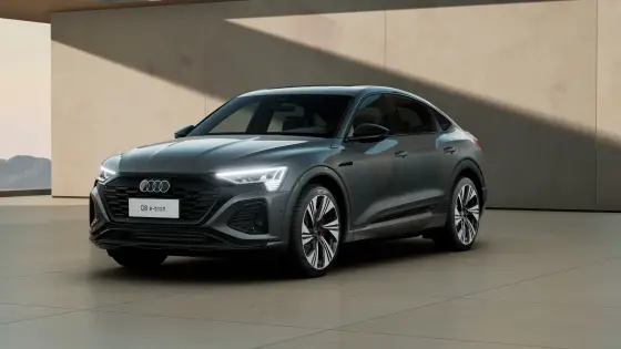 AUDI Q8 E-TRON 55 ELÉTRICO SPORTBACK PERFORMANCE BLACK QUATTRO em Belo Horizonte, MG
