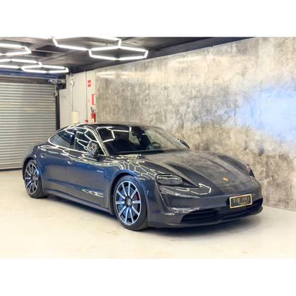 PORSCHE TAYCAN 4S ELÉTRICO em Belo Horizonte, MG