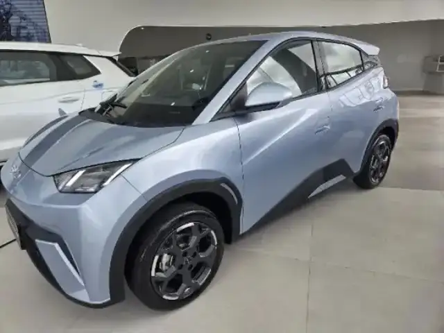 BYD DOLPHIN MINI 38 KW ELÉTRICO 5L em Salvador, BA