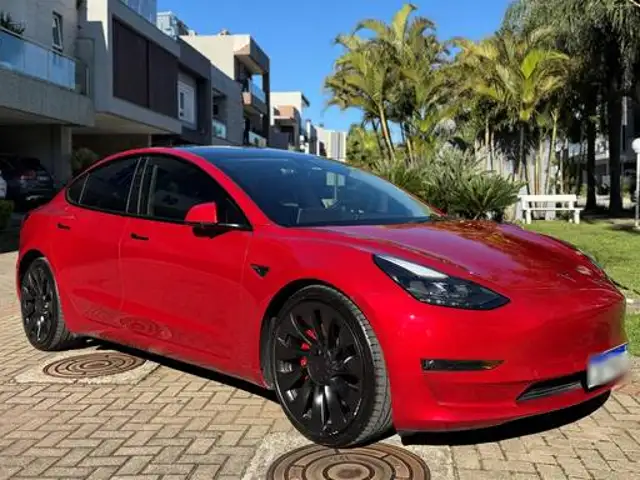 TESLA MODEL 3 ELÉTRICO AWD LONG RANGE PERFORMANCE em Porto Alegre, RS