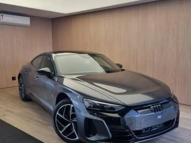 AUDI E-TRON GT ELÉTRICO SPORTBACK QUATTRO em Brasília, DF
