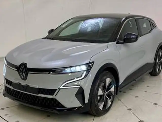 RENAULT MEGANE 60 KW ELÉTRICO E-TECH EV60 em Taubaté, SP