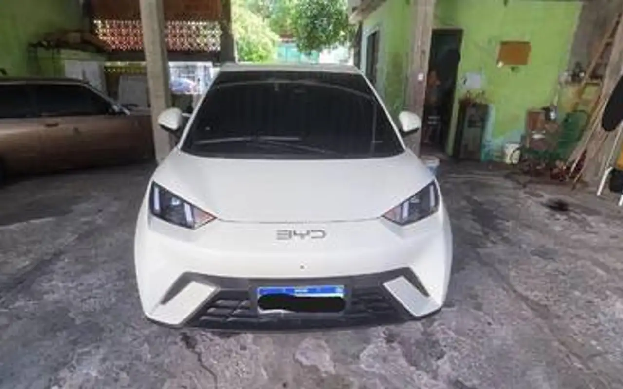 BYD DOLPHIN MINI 38 KW ELÉTRICO 5L — foto 1 de 8
