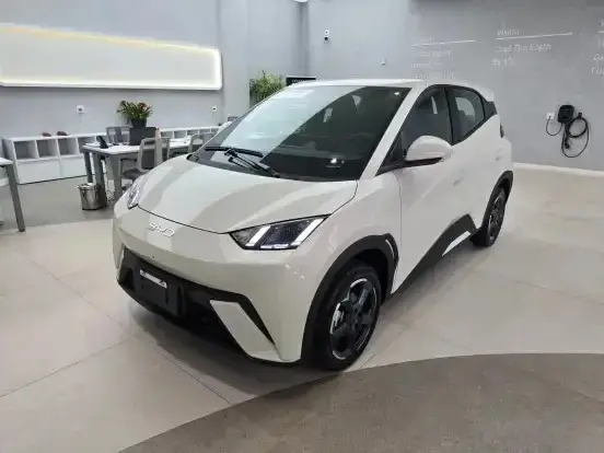 BYD DOLPHIN MINI 38 KW ELÉTRICO GS em Osasco, SP
