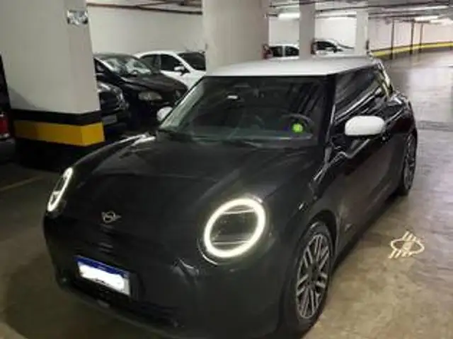 MINI COOPER 40,7 KW ELÉTRICO 2P E em São Paulo, SP