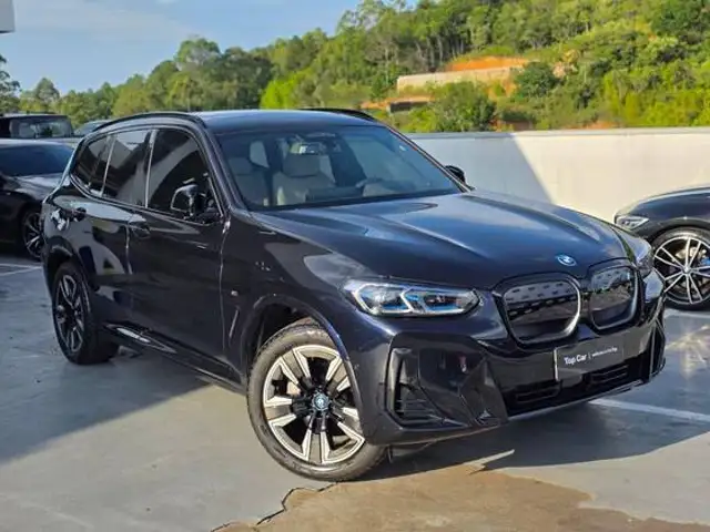 BMW iX3 ELÉTRICO M SPORT em Araranguá, SC