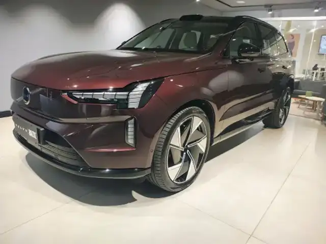 VOLVO EX90 P8 RECHARGE TWIN ELECTRIC PERFORMANCE ULTRA AWD em São Paulo, SP