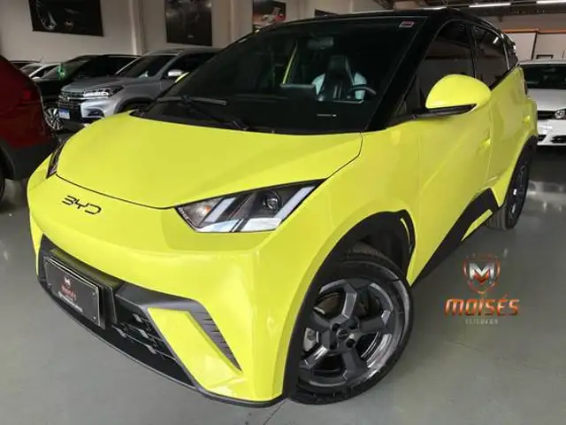BYD DOLPHIN MINI 38 KW ELÉTRICO 5L em Patrocínio, MG