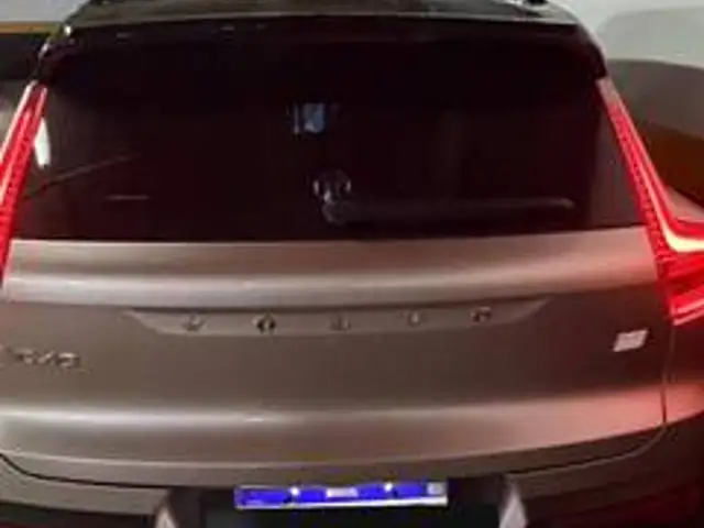 VOLVO XC40 P6 RECHARGE ELECTRIC PLUS em Barueri, SP