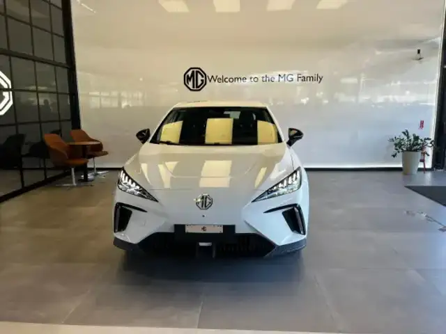 MG 4 64 KW ELÉTRICO LUXURY em Florianópolis, SC