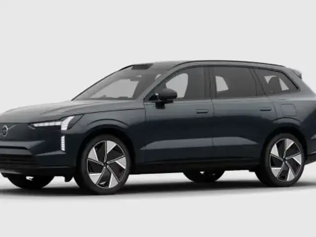 VOLVO EX90 P8 RECHARGE TWIN ELECTRIC PERFORMANCE ULTRA AWD em Sinop, MT