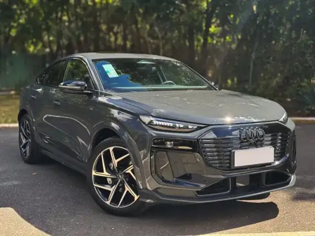 AUDI Q6 E-TRON 100 KW ELÉTRICO SPORTBACK PERFORMANCE BLACK QUATTRO em Brasília, DF