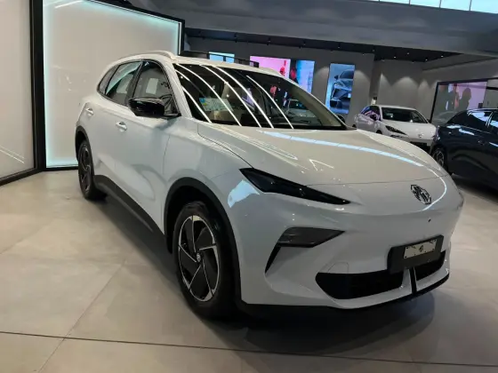 MG S5 64 KW ELÉTRICO LUXURY em Florianópolis, SC