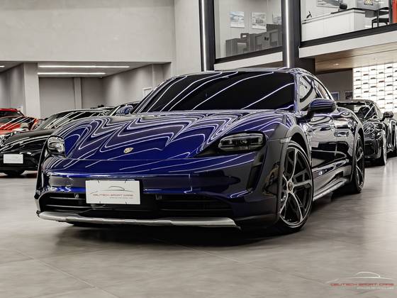PORSCHE TAYCAN 4 CROSS TURISMO ELÉTRICO em São Paulo, SP