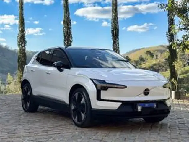 VOLVO EX30 69 KW ELÉTRICO ULTRA em Areal, RJ