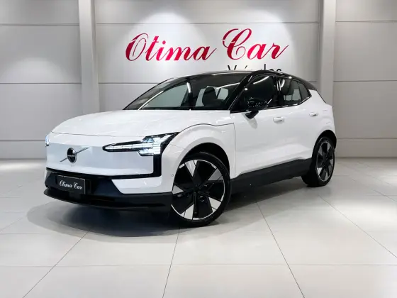 VOLVO EX30 69 KW ELÉTRICO ULTRA em Flores da Cunha, RS