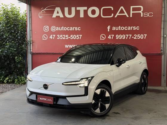 VOLVO EX30 69 KW ELÉTRICO CORE em Rio do Sul, SC