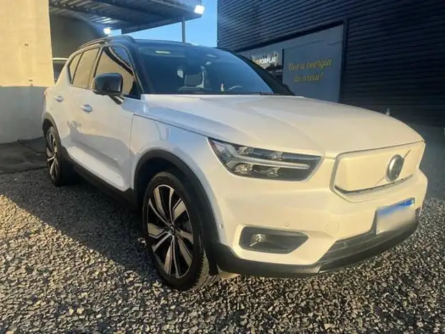 VOLVO XC40 P8 RECHARGE ELECTRIC BEV PURE AWD em Lages, SC