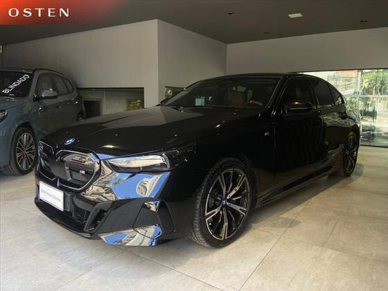 BMW i5 ELÉTRICO XDRIVE60 M SPORT em Santos, SP