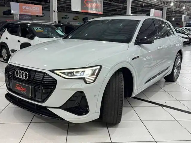 AUDI E-TRON ELÉTRICO SPORTBACK S QUATTRO em São Paulo, SP