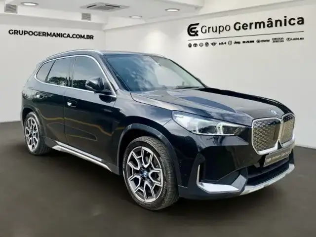 BMW iX1 ELÉTRICO eDRIVE20 X LINE em Piracicaba, SP