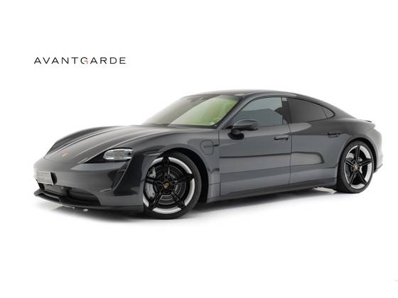 PORSCHE TAYCAN 4S ELÉTRICO em Belo Horizonte, MG
