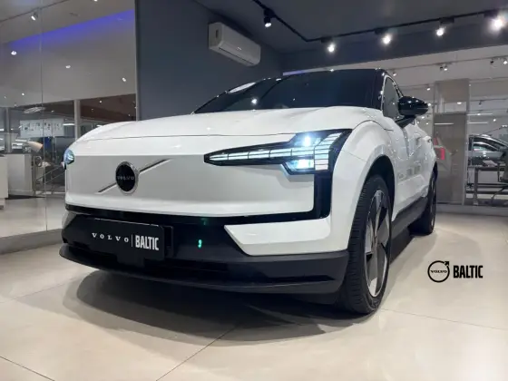 VOLVO EX30 69 KW ELÉTRICO PLUS em Barueri, SP