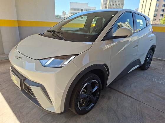 BYD DOLPHIN MINI 38 KW ELÉTRICO 5L em Belo Horizonte, MG
