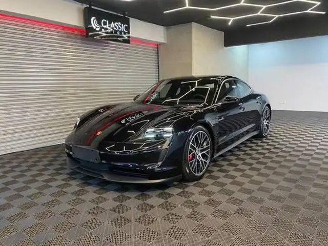 PORSCHE TAYCAN 4S ELÉTRICO em Ribeirão Preto, SP