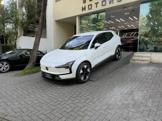 VOLVO EX30 51 KW ELÉTRICO CORE em São Paulo, SP