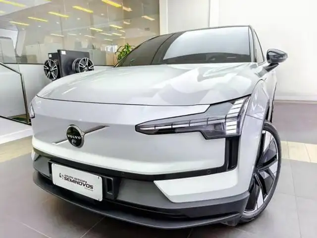VOLVO EX30 69 KW ELÉTRICO ULTRA em Curitiba, PR