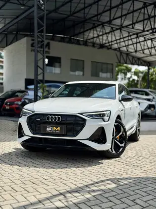 AUDI E-TRON ELÉTRICO SPORTBACK PERFORMANCE QUATTRO em Fortaleza, CE