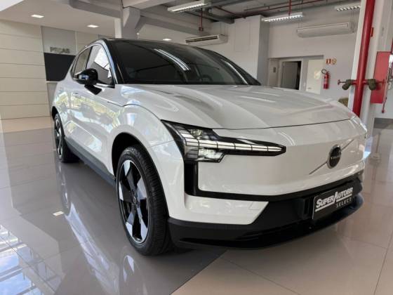 VOLVO EX30 69 KW ELÉTRICO PLUS em Porto Alegre, RS