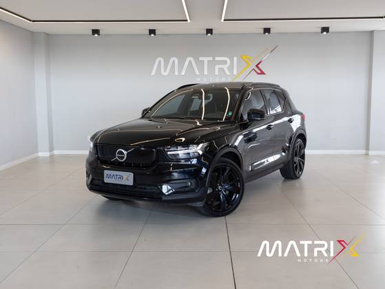 VOLVO XC40 P8 RECHARGE ELECTRIC BEV PURE AWD em São José, SC