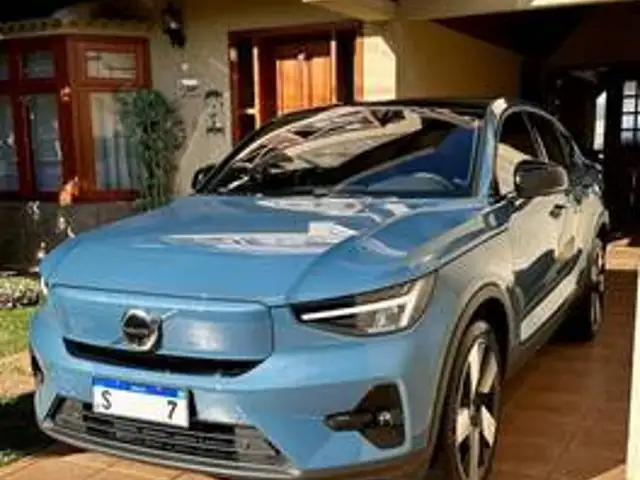 VOLVO C40 P8 RECHARGE TWIN ELECTRIC ULTIMATE AWD em Valinhos, SP
