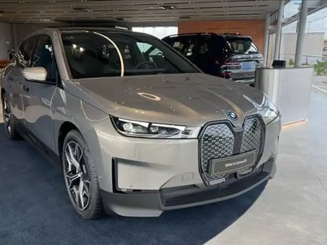 BMW iX ELÉTRICO XDRIVE40 em João Pessoa, PB
