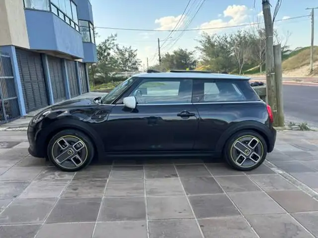 MINI COOPER SE TOP 2P ELÉTRICO em Porto Alegre, RS