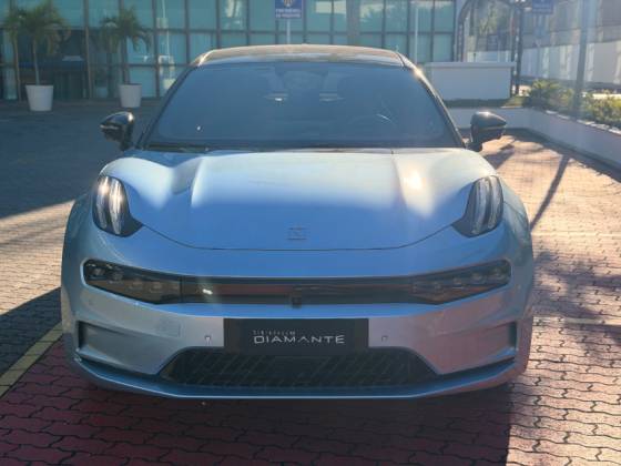 ZEEKR 001 100 KW ELÉTRICO FLAGSHIP AWD em Rio de Janeiro, RJ