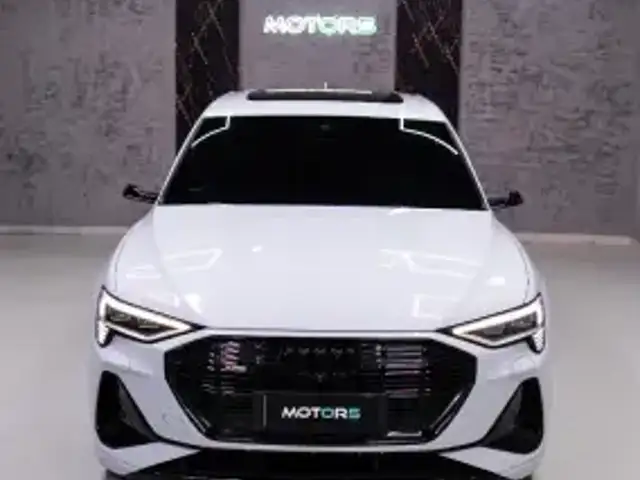 AUDI E-TRON ELÉTRICO SPORTBACK PERFORMANCE BLACK QUATTRO em Arujá, SP