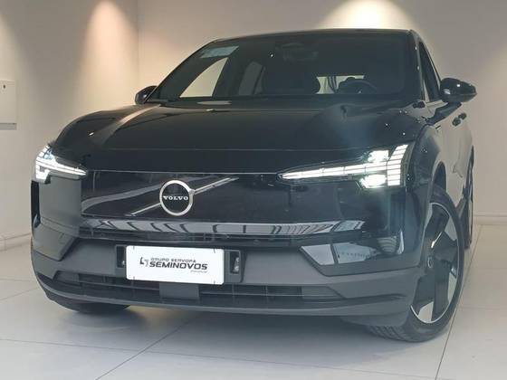 VOLVO EX30 69 KW ELÉTRICO PLUS em Curitiba, PR