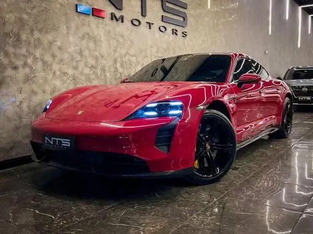 PORSCHE TAYCAN TURBO ELÉTRICO em São Paulo, SP