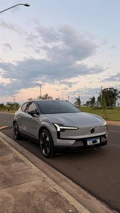 VOLVO EX30 69 KW ELÉTRICO ULTRA em São José do Rio Preto, SP