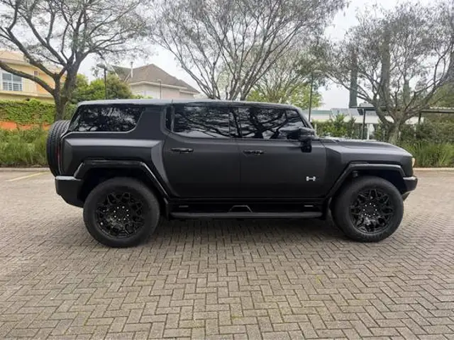 GMC HUMMER 350 KW EV SUV EDITION 1 4X4 em Pinhais, PR
