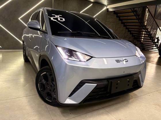 BYD DOLPHIN MINI 38 KW ELÉTRICO 5L em São João de Meriti, RJ