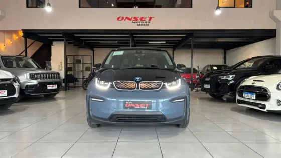 BMW i3 ELÉTRICO eDRIVE UNIQUE FOREVER AUTOMÁTICO em Atibaia, SP
