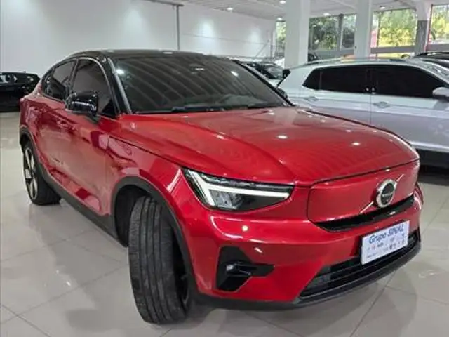 VOLVO C40 P8 RECHARGE PURE ELECTRIC AWD em São Paulo, SP