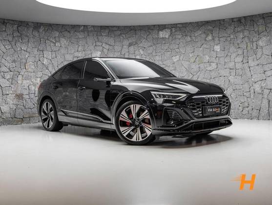 AUDI Q8 E-TRON 55 ELÉTRICO SPORTBACK LAUNCH EDITION QUATTRO em Curitiba, PR