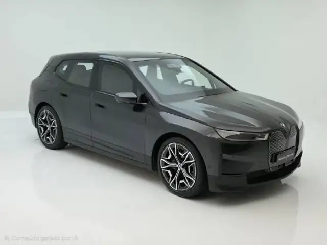 BMW iX ELÉTRICO XDRIVE40 em Guarulhos, SP