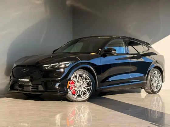 FORD MUSTANG MACH-e 91 KW ELÉTRICO GT PERFORMANCE e-AWD em Tubarão, SC
