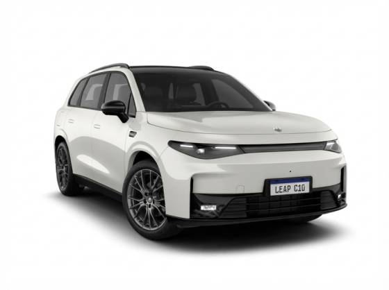 LEAPMOTOR C10 69,9 KW BEV em Blumenau, SC